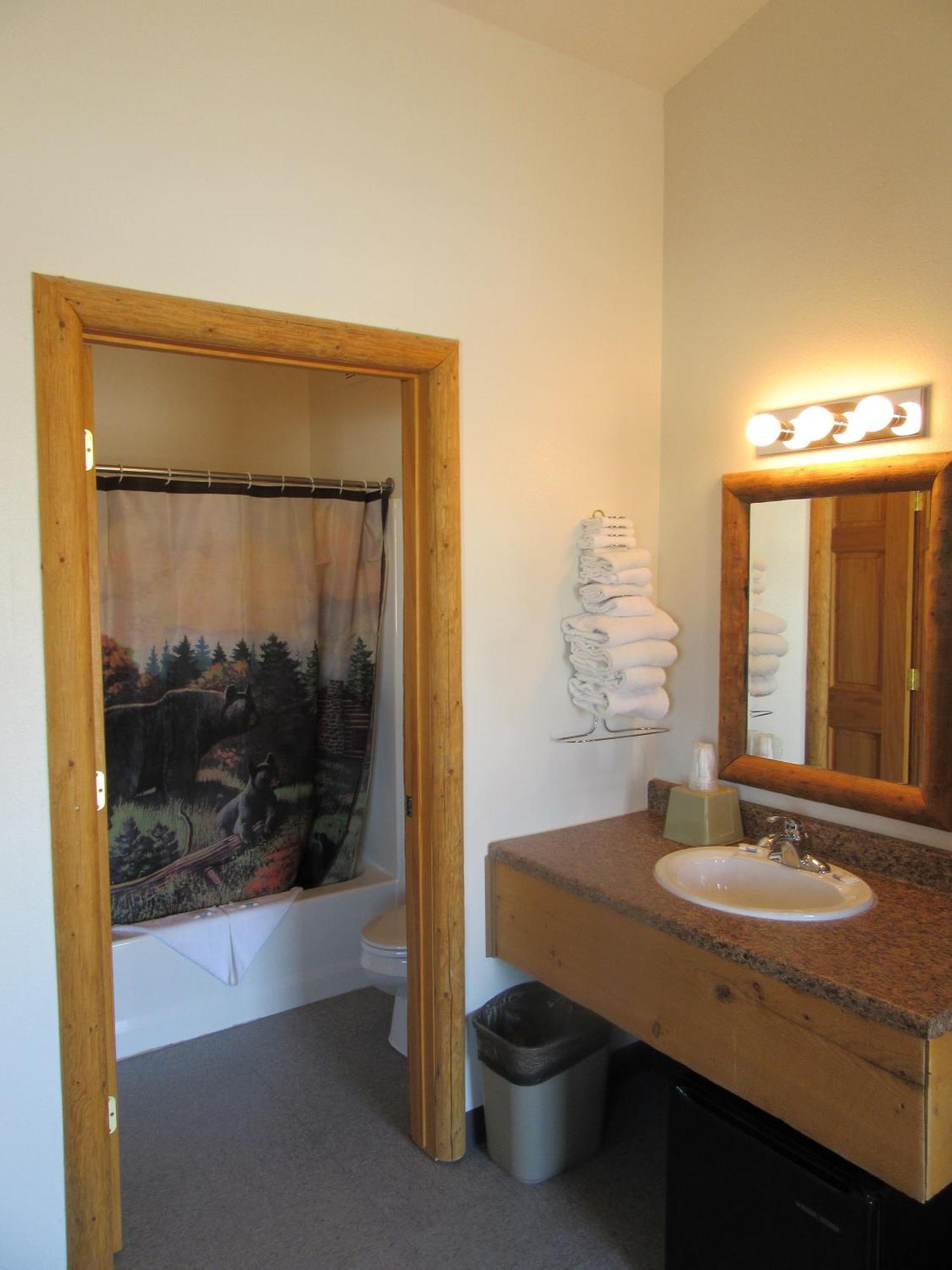 Big Bear Motel Коди Номер фото